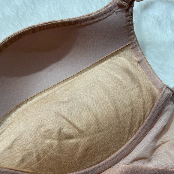 Victoria’s Secret Biofit Push-Up Bra - 34C - Picture 6 of 8